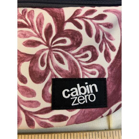 Cabin Zero Fanny pack RFID Block Zipper Pockets Adjustable Belt Pink Hawaiian - Picture 3 of 9